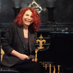 Joanna MacGregor CBE Joanna MacGregor at piano